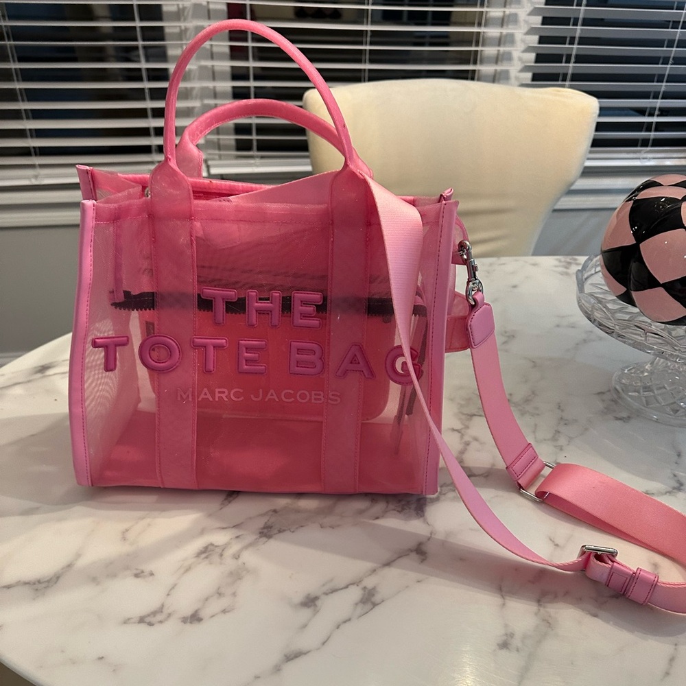 Mark Jacobs mesh tote bag size medium